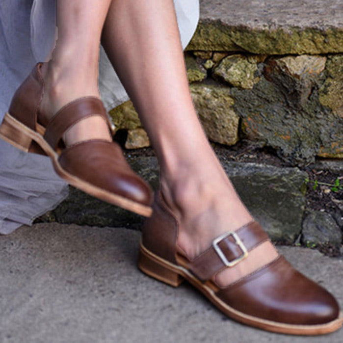 Low Heel Closed-toe Pump Shoes With Buckle – Mislish