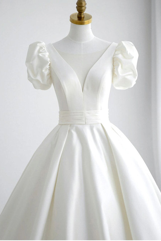 Elegant White A-Line Wedding Dress Ball Gown
