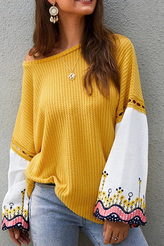 products/Flared_Sleeve_Casual_Loose_Blouse_3.jpg