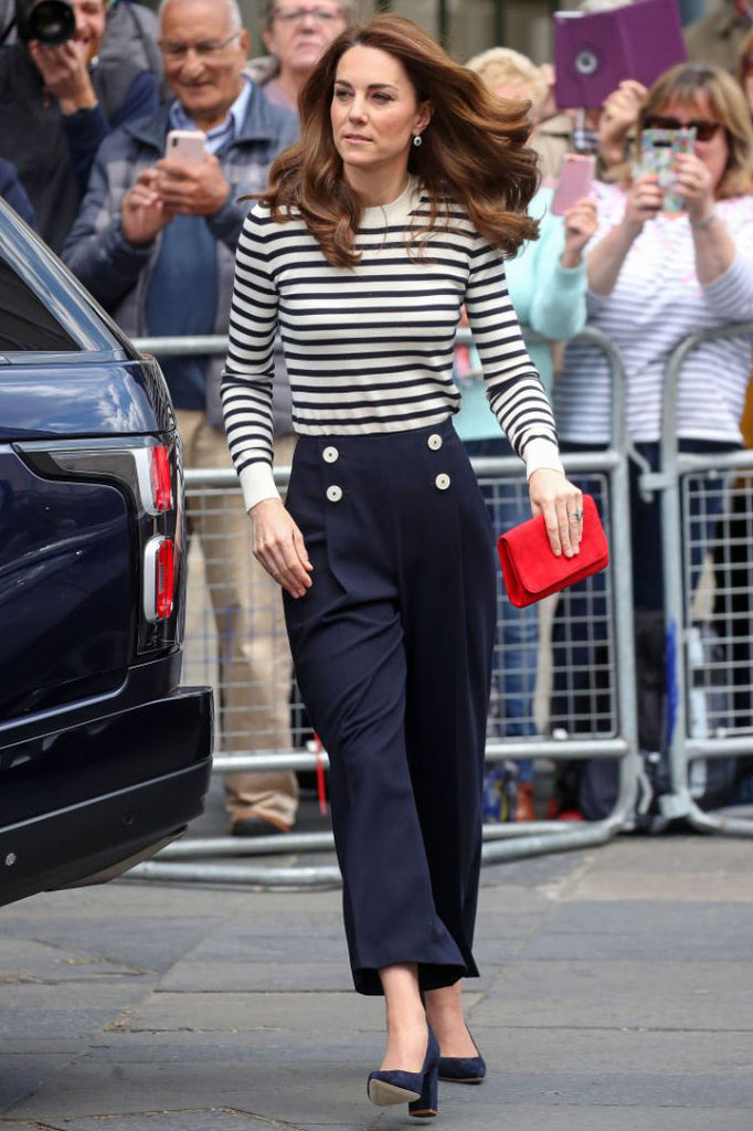 Kate Middleton Striped Sweater Casual Outfit – Mislish