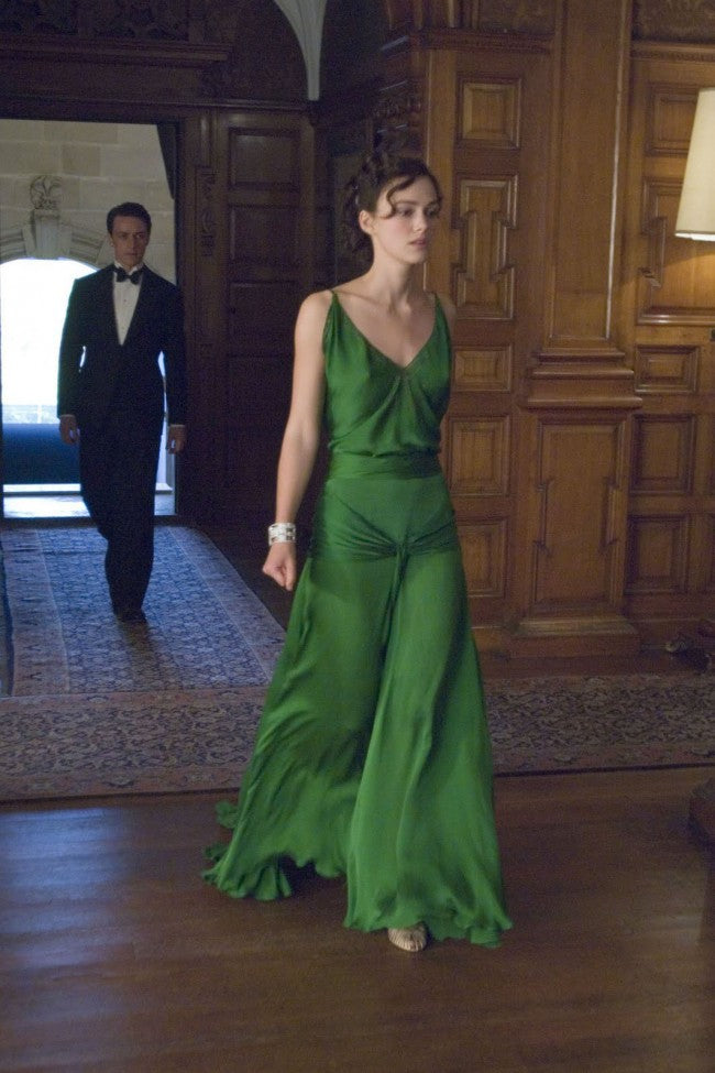 Green V-neck Shirred Backless Prom Dress Inspired Celebrity - Mislish